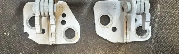 Jeep Grand Cherokee WL Rear door hinge set