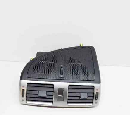 Toyota Avensis T270 Dashboard air vent grill cover trim 5567005180