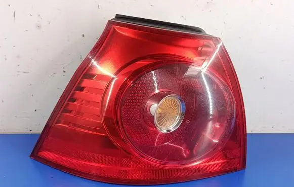 Volkswagen Golf IV Rear/tail lights 1K6945095E