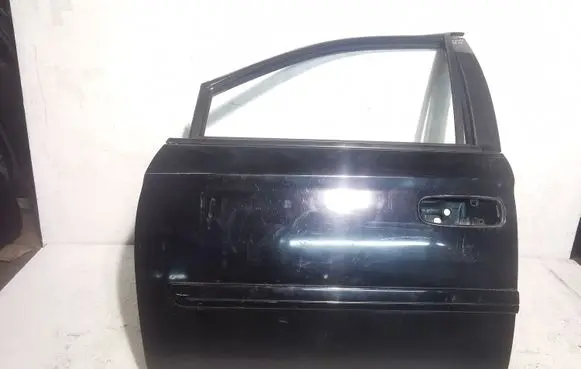 Chrysler Voyager Front door