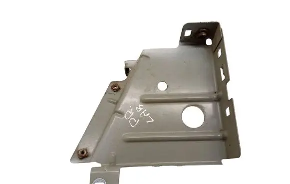 Opel Movano B Fender mounting bracket 631221215RF