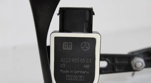 Mercedes-Benz S W222 Headlight/headlamp level sensor A2229050503