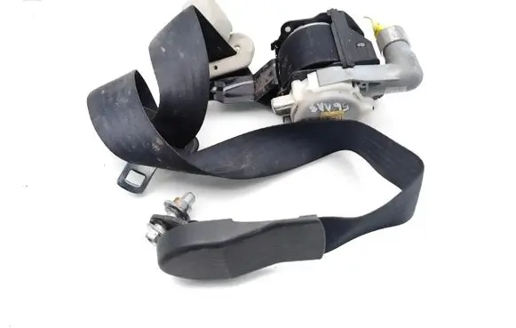 Mazda 2 Front seatbelt