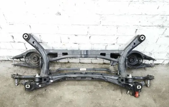 Volkswagen PASSAT B8 Rear subframe 