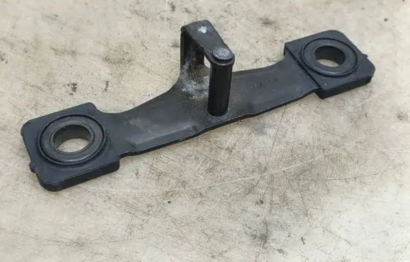 Audi A3 8Y Loading door lock loop/hook striker 8V0827507K