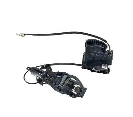 Chevrolet Equinox Front door lock 13533690 3056734 3031748