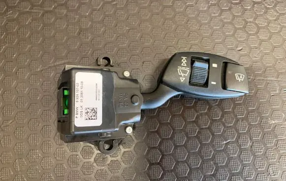 BMW 5 E60 E61 Wiper control stalk 6924107 0120611008 SN90072073120288
