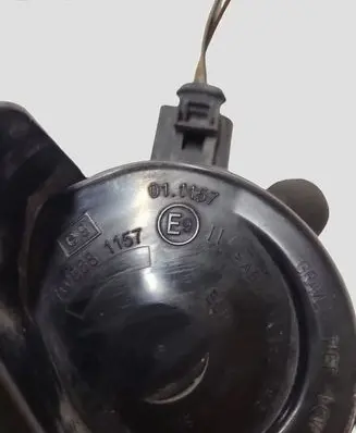 Volkswagen Jetta V Horn signal 703881157