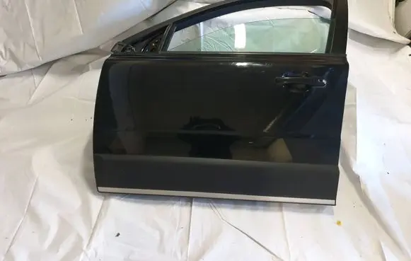 Volvo XC70 Front door SWE0EW