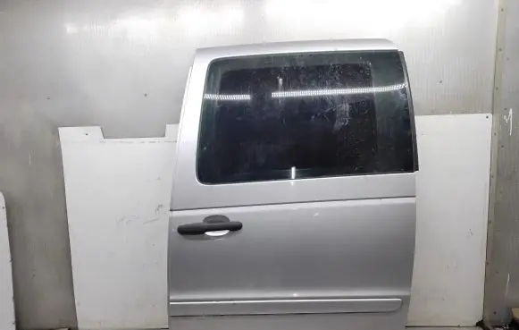 Mercedes-Benz Vaneo W414 Side sliding door 