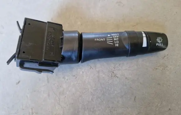 Mitsubishi L200 Wiper switch 
