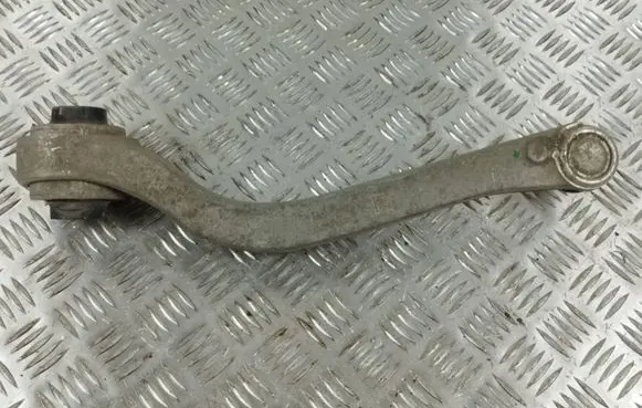 Alfa Romeo Giulia Front lower control arm/wishbone K205902