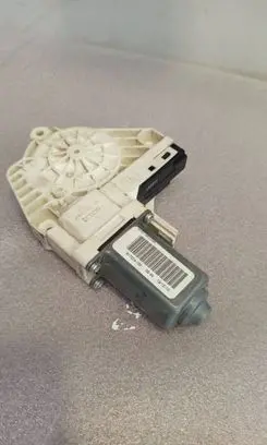 Land Rover Discovery 4 - LR4 Rear door window regulator motor ah2214b555aa