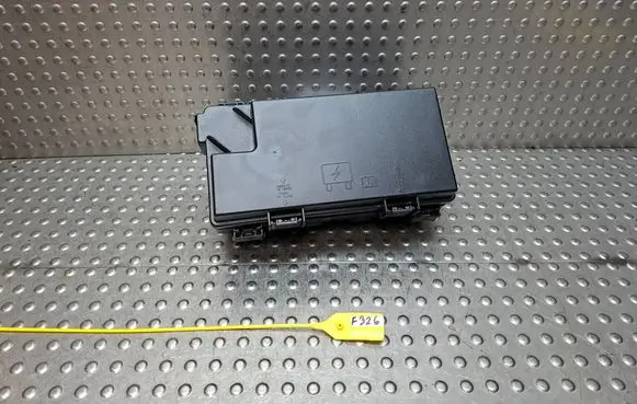 Chrysler Voyager Fuse box set 04692290AH R62337-001