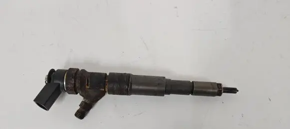 BMW 5 E60 E61 Fuel injector 0445110209