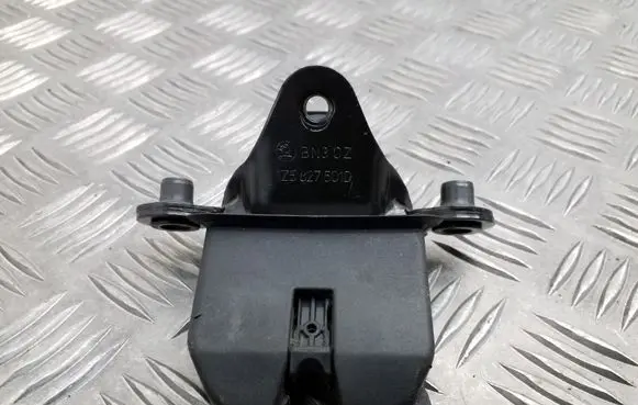 Skoda Octavia Mk2 (1Z) Tailgate/trunk/boot lock/catch/latch 1Z5827501D