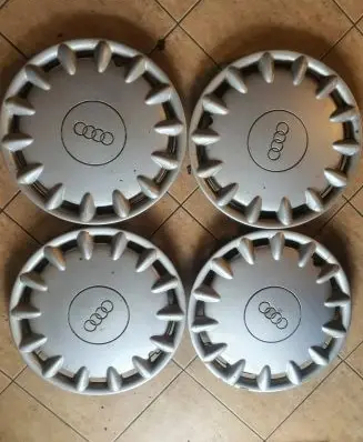Audi A6 S6 C5 4B R15 wheel hub/cap/trim 8D0601147B