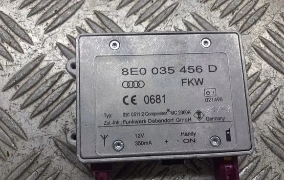 Audi A6 S6 C6 4F Sound amplifier 8E0035456D