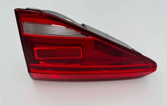 Volkswagen Touran III Tailgate rear/tail lights 5TA945094D LP300