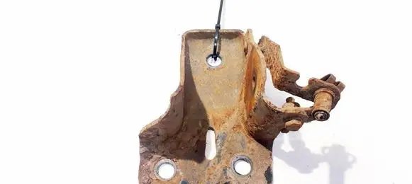 Citroen C3 Bracket in trunk/boot 