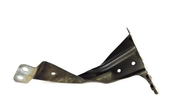 Audi A4 S4 B7 8E 8H Fender mounting bracket 8e0821135a