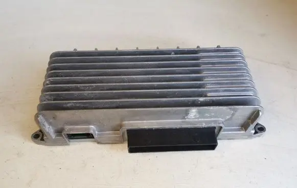 Audi A6 S6 C6 4F Sound amplifier 4F0910223H 4F0035223K