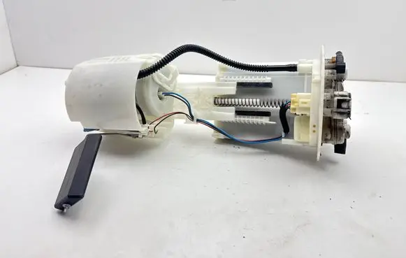 Toyota Auris E180 In-tank fuel pump 7702002502 5KNC101