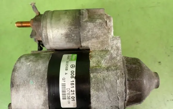 Mercedes-Benz A W168 Starter motor 0051512101