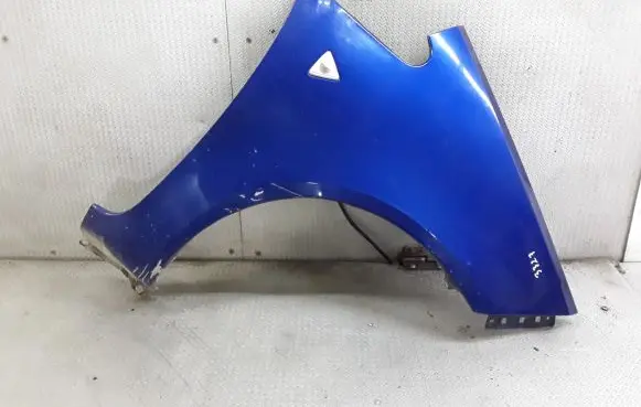 Mitsubishi Colt CZ3 Fender