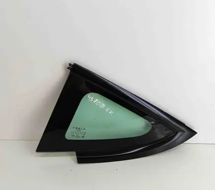Tesla Model 3 Rear side window 43R011570 151497800D