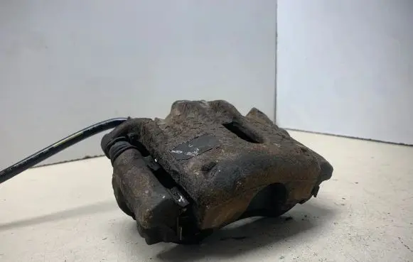 Citroen Berlingo Front brake caliper