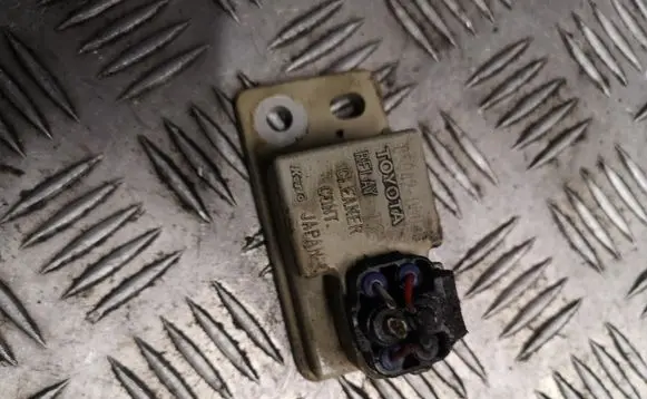 Toyota Avensis T250 Window wiper relay 8594205030