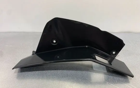 Subaru Forester SK Rear/tail light trim molding 84953SJ000