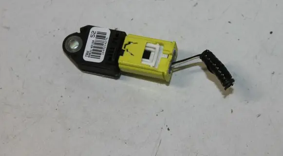 Toyota Corolla E160 E170 Airbag deployment crash/impact sensor 89831-02150