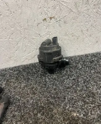 BMW i4 Electric auxiliary coolant/water pump 9455034