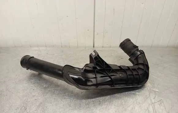 Ford Mondeo MK V Intercooler hose/pipe 6G916K683A
