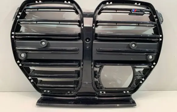 BMW M4 G82 G83 Front bumper upper radiator grill 8081144