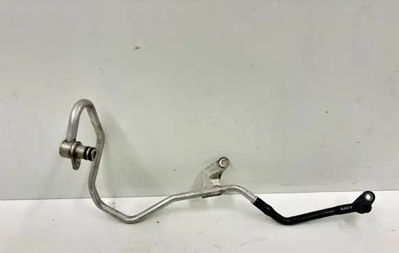 Coolant pipe/hose