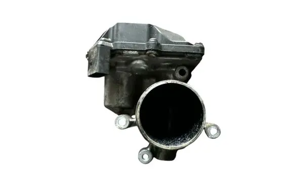 Volkswagen PASSAT CC Throttle valve 03L128063R A2C31762900
