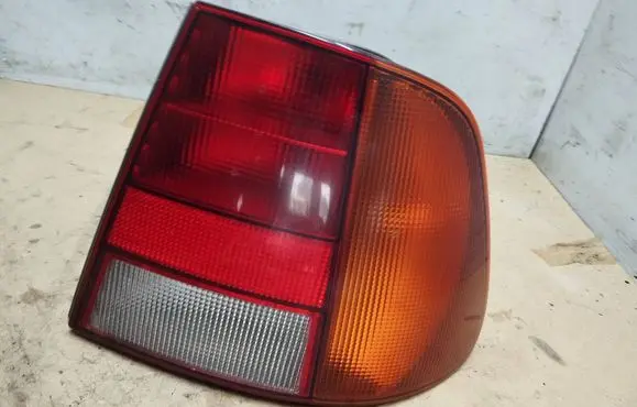 Volkswagen Polo III 6N 6N2 6NF Rear/tail lights 69906690
