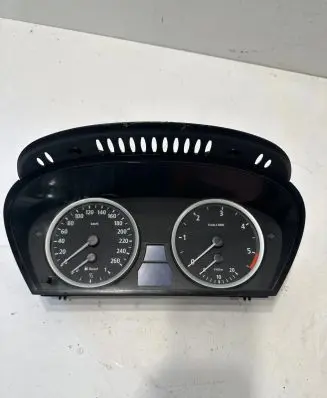 BMW 5 E60 E61 Speedometer (instrument cluster) 62116983153 110080213