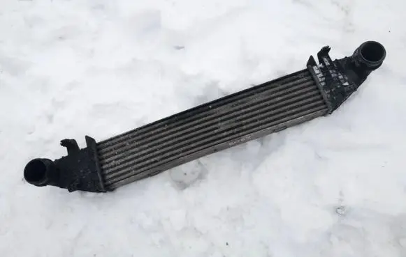 Mercedes-Benz C AMG W204 Intercooler radiator