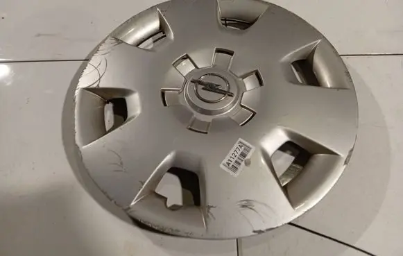 Opel Meriva A R15 wheel hub/cap/trim 13211441