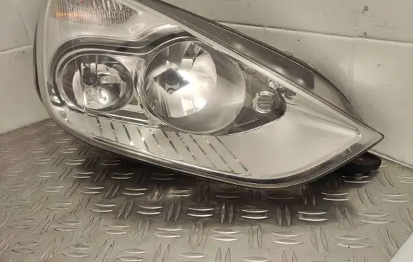 Ford S-MAX Headlight/headlamp