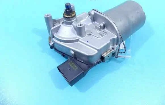 Opel Crossland X Wiper motor 0390243607 IMPRK1348068