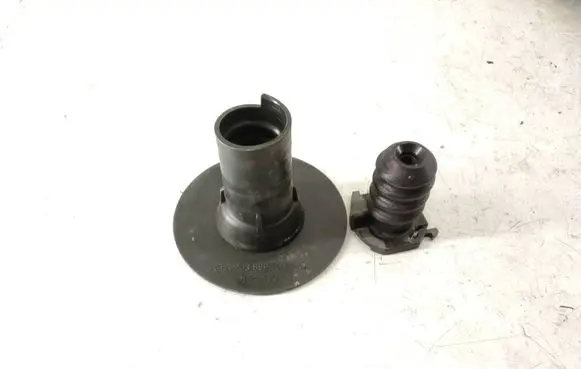 Mercedes-Benz R W251 Spare wheel mounting bracket A2038990614 1248980765