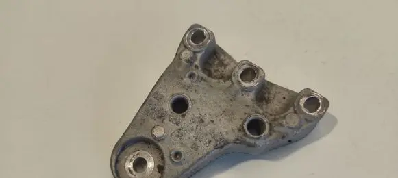 Skoda Fabia Mk1 (6Y) Engine mount bracket 6Q0199185N