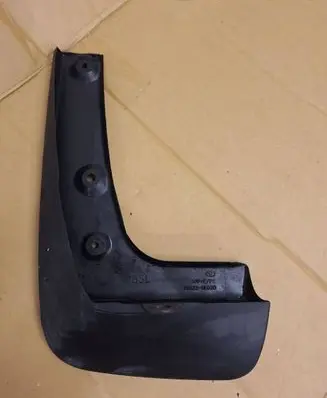 Toyota Highlander XU70 Front mudguard 766220E020
