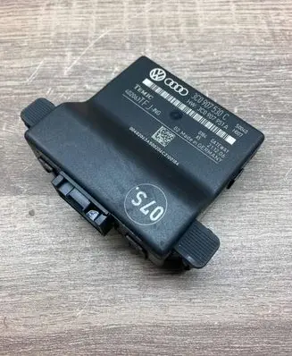 Volkswagen PASSAT B6 Gateway control module 3C0907530C