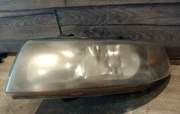 Seat Toledo II (1M) Headlight/headlamp 67742691 1M1941001D